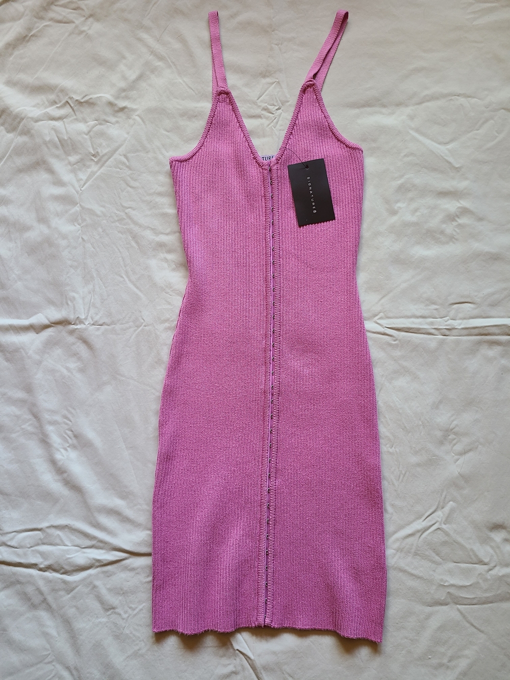 Signature8 Sleek Lavender-Pink Ribbed Midi Dress - Picture 1 of 3